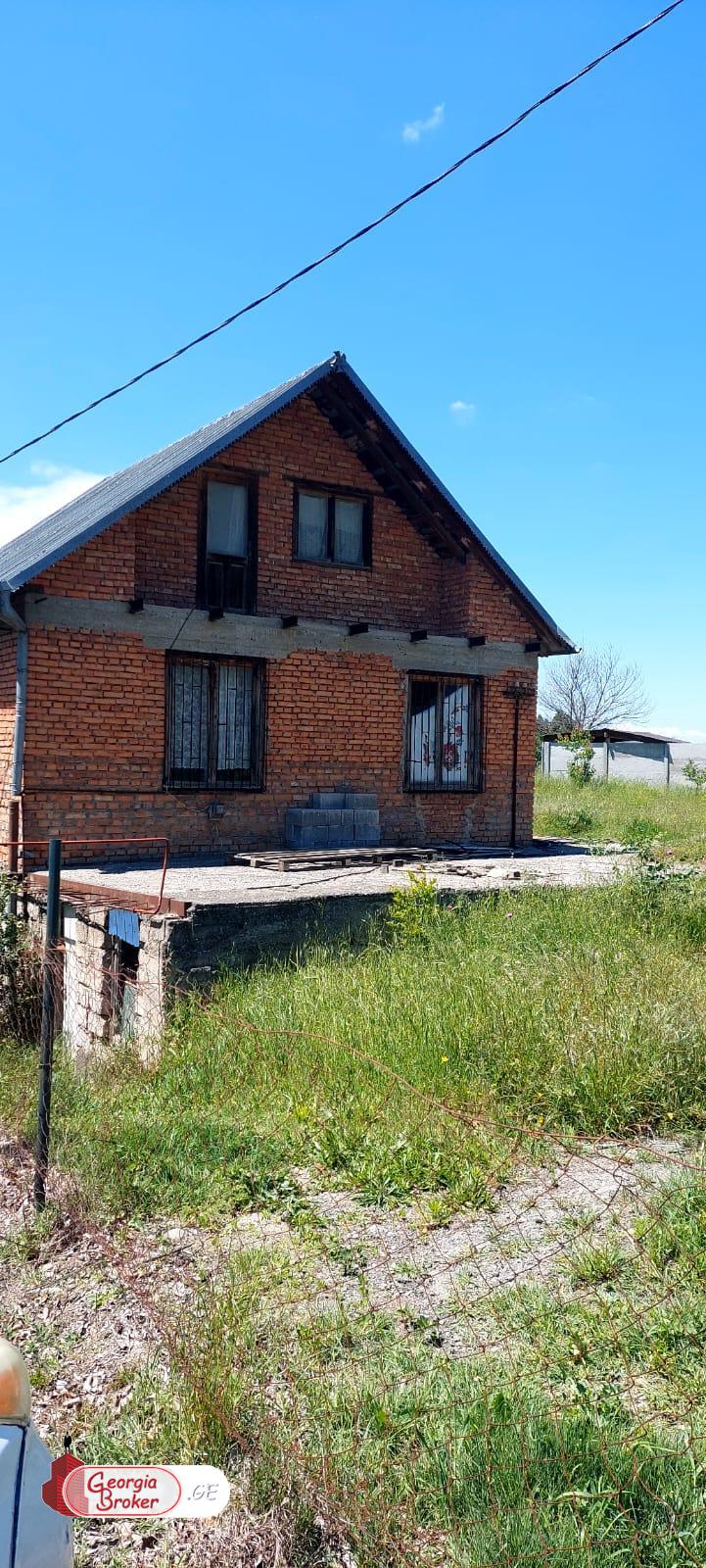 without repair 5-room house for sale